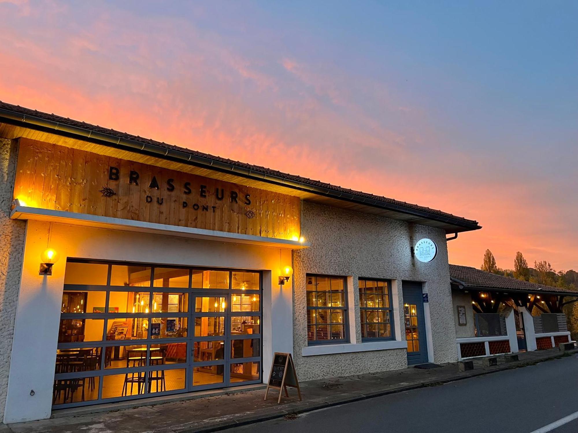 Brasseurs Du Pont - Microbrasserie Avec Chambres Siorac-en-Périgord Eksteriør bilde